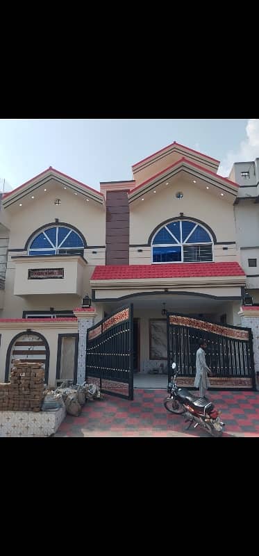 30x60 7 Marla Used House for Sale G-13 isb