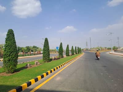 Corner 10 Marla Residential Plot for Sale in BB Block, LDA City Lahore