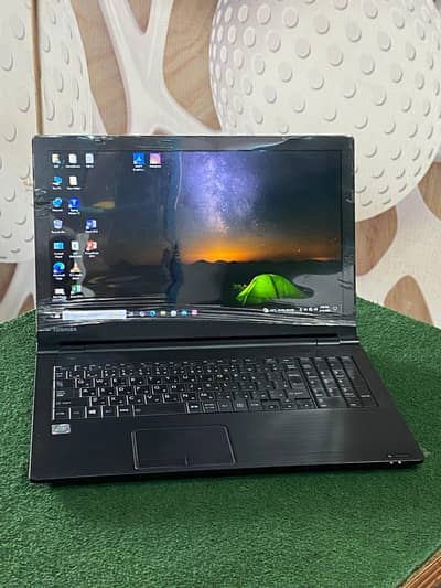 Toshiba Dynabook Laptop| Core i3 7th Gen