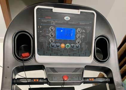 WORLD FITNESS TREADMILL