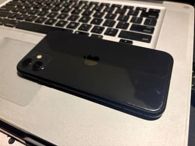 iPhone 11 PTA Approved 64gb Waterpack