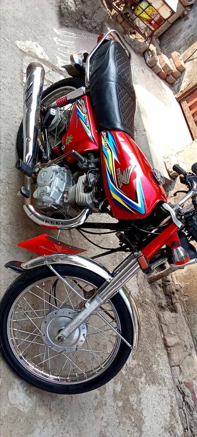 O3OO7896O65~FULLY LUSH HONDA CG 125 MODEL 2O18
