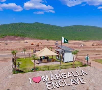 Margalla Enclave kanal plot available for sale