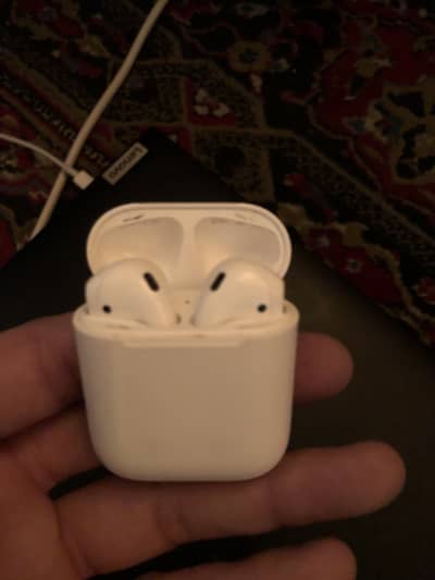 Apply AirPods Second Generation’