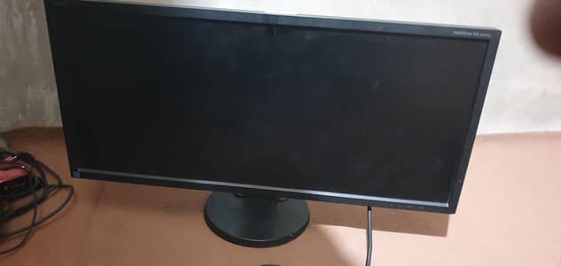 Intel i5 4th gen with 16 Gb Ram and 500 HHD, 80 Gb SSD, GTX 1080 8GB