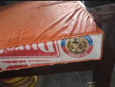 king size Dura Foam 6 Inches Mattress