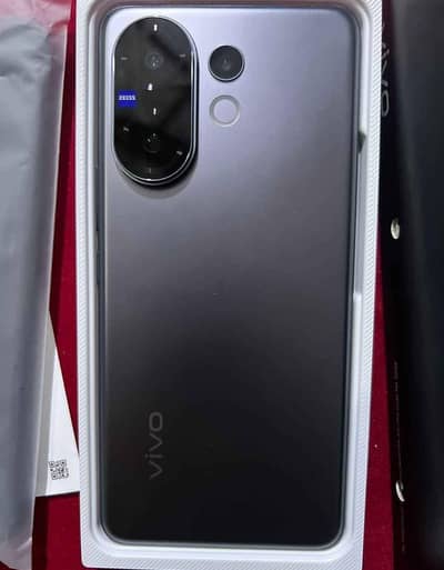 vivo v 60  12/512gb