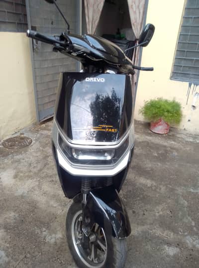 Orevo B2 Electric Scooty For Sale