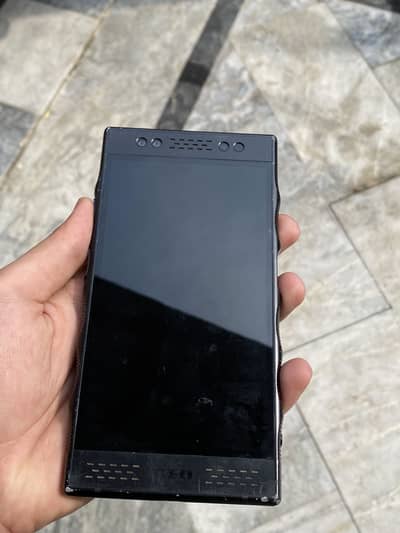 Red hydrogen one mobile available for parts