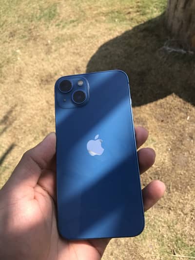Apple iPhone 13