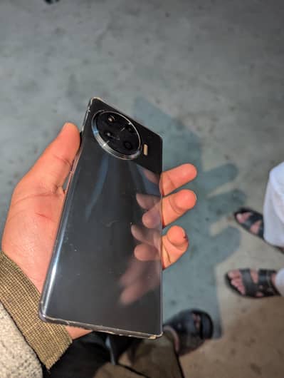 spark 20 pro plus 256 gb