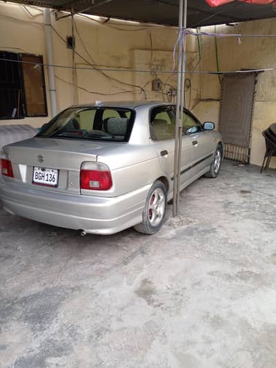 Suzuki baleno 2002 family used car