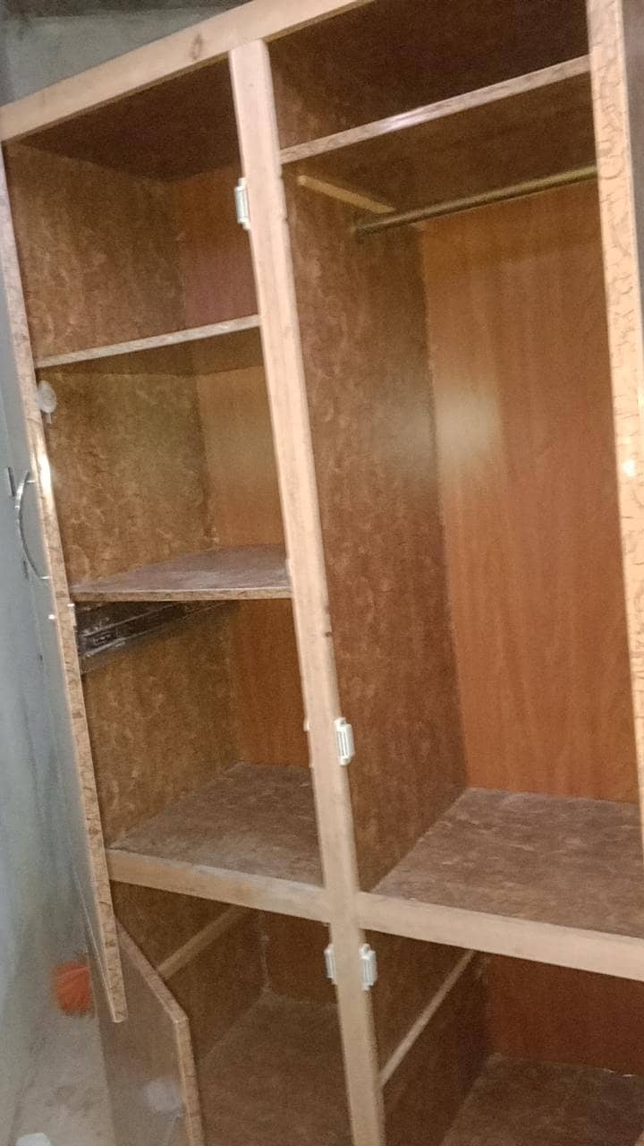 wardrobe 3
