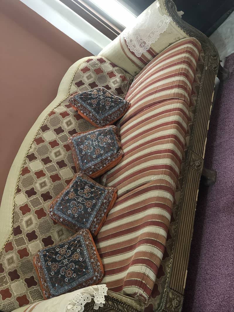 Sofa set 0