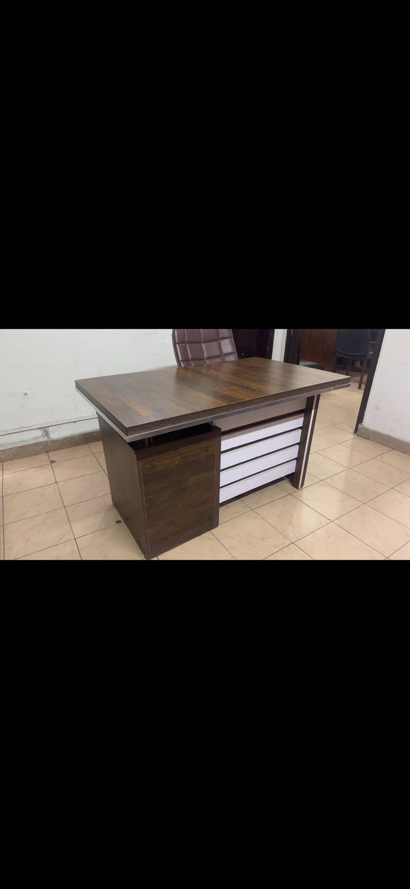 Executive Table Almost New 0