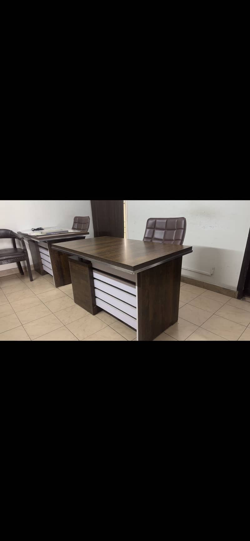 Executive Table Almost New 1