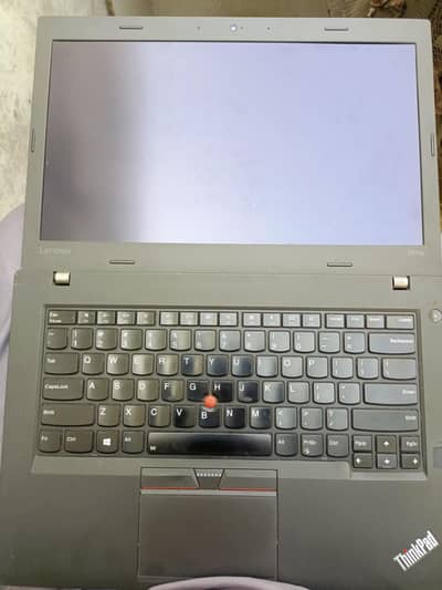 lenovo thinkpad T470p 16 gb ram 256 gb i5 7gen fingerprint and touch