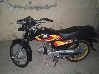 road Prince bike use All ok new condition engine ok