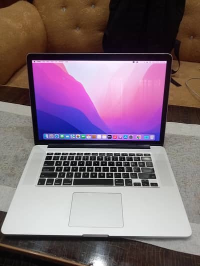MacBook pro 2015 15.4 inch 16gb ram 512gb storage for sale