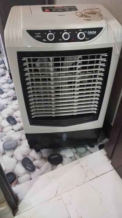 izone air coolar