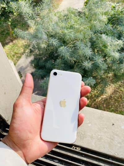 I phone se 3rd generation