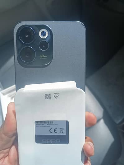 Oppo Reno 15f 8 GB Ram 255 GB Room Blue Colour