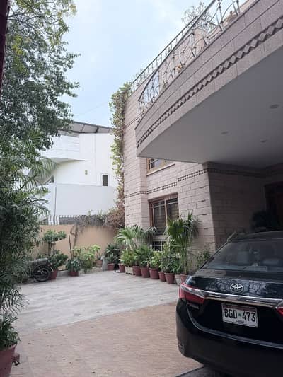 House Is Available For sale In DHA Phase 4