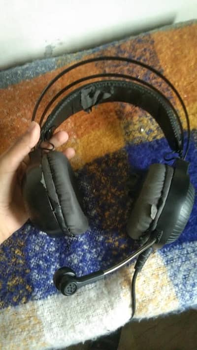 It's a HP elite book 8560w 8/10 condition  Cheap deal 