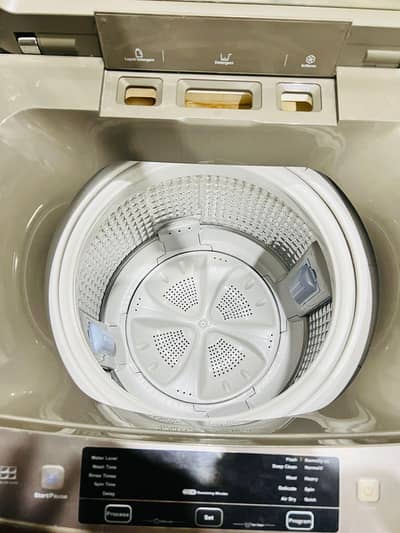 New Haier Washing Machine  HWM90-1789