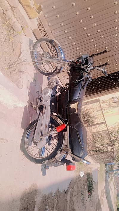 Union Star CD 70 Bike for sale urgent. 14 model