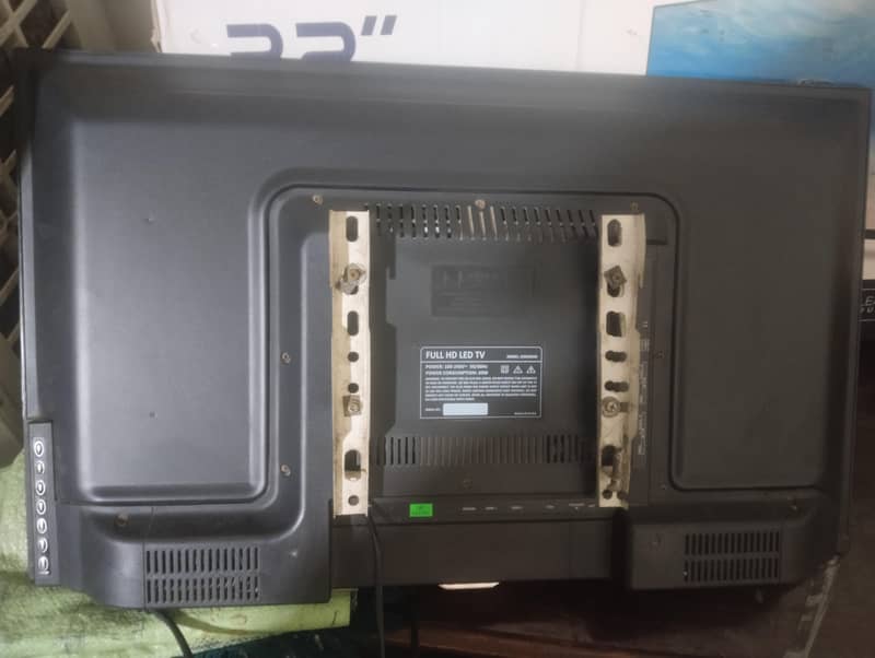 32 inch LED simple+android box 8