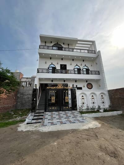 5.5 Marla Luxury White House For Sale