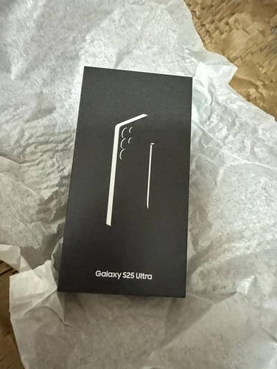Samsung s25 ultra non pta with box factory unlock 10 by 10 condition