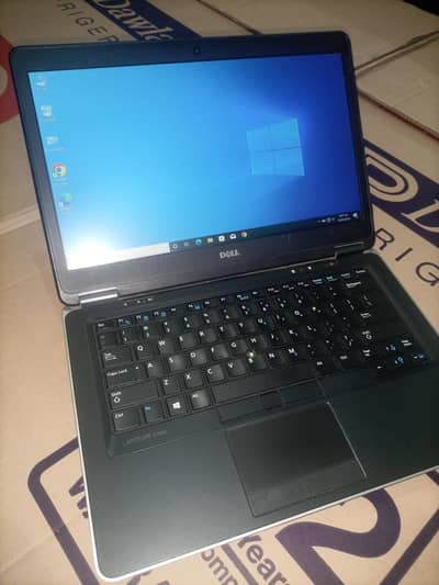 dell latitude e7440, i5 4th gen, 8gb ram, 128ssd