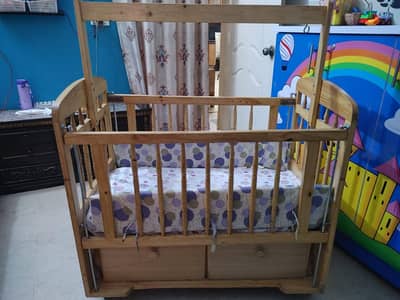 Wooden Baby Cradle / Rocking Baby Cot with Mattress