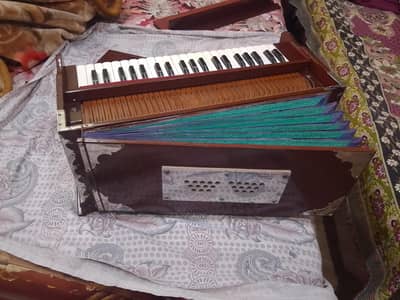 German jubilate and amarican mix reeds harmonium urgent sale