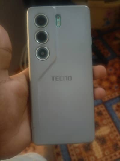 Tecno camon 40 pro 8+8 ram 256 rom 3 week used  read ad full
