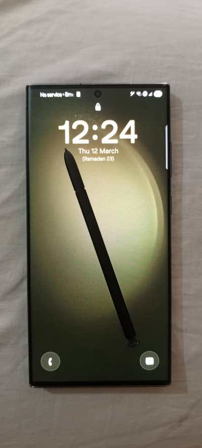 Mobile bilkul thk hai koi b masla ni hai water pack hai