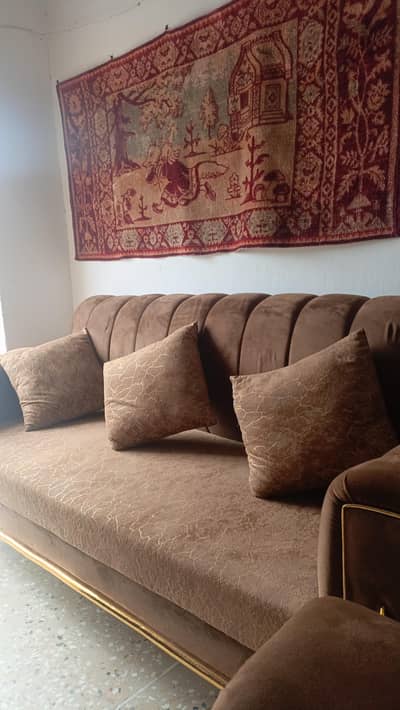 sofa for sail