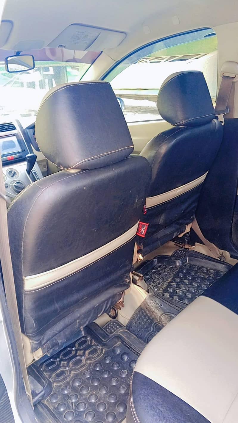 Daihatsu Mira 2011/15 16