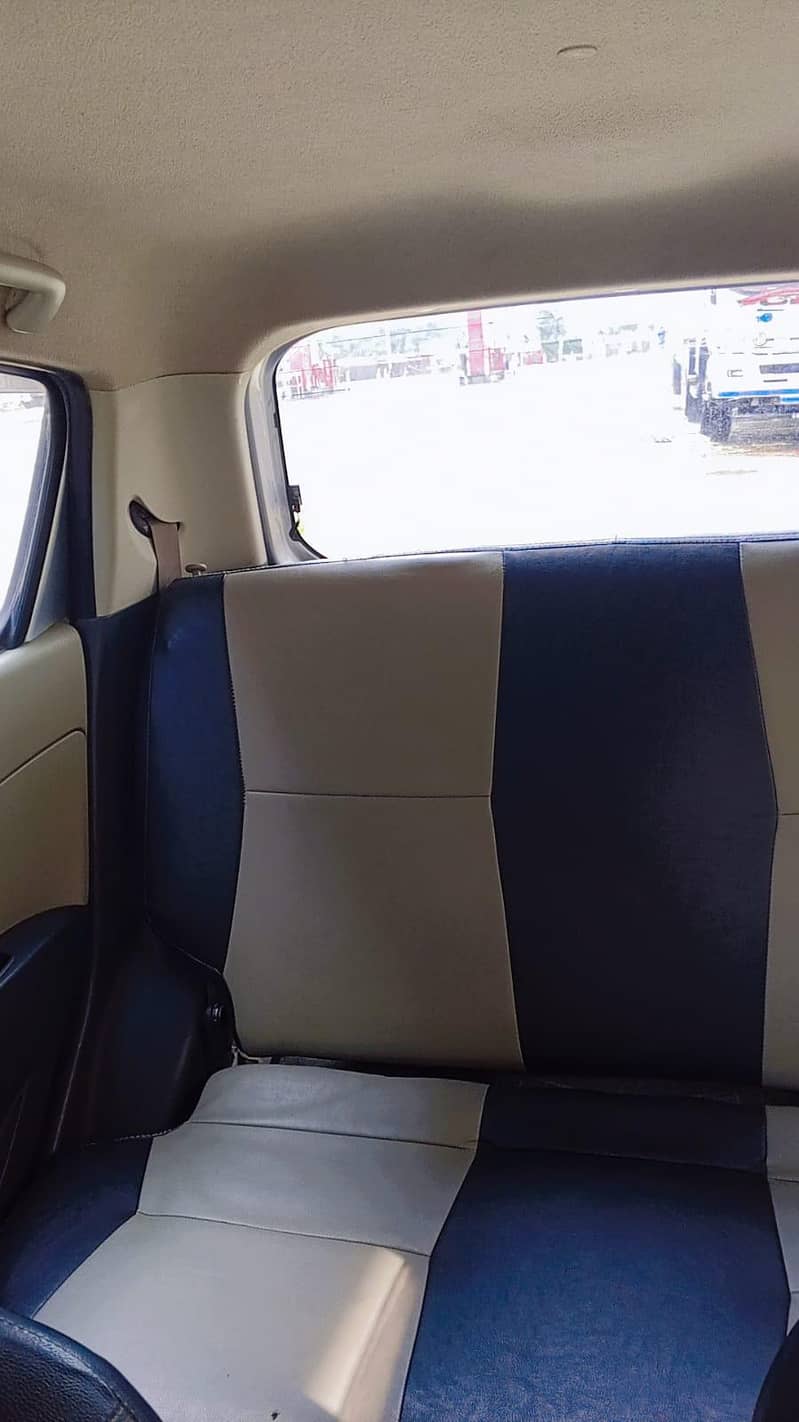 Daihatsu Mira 2011/15 9