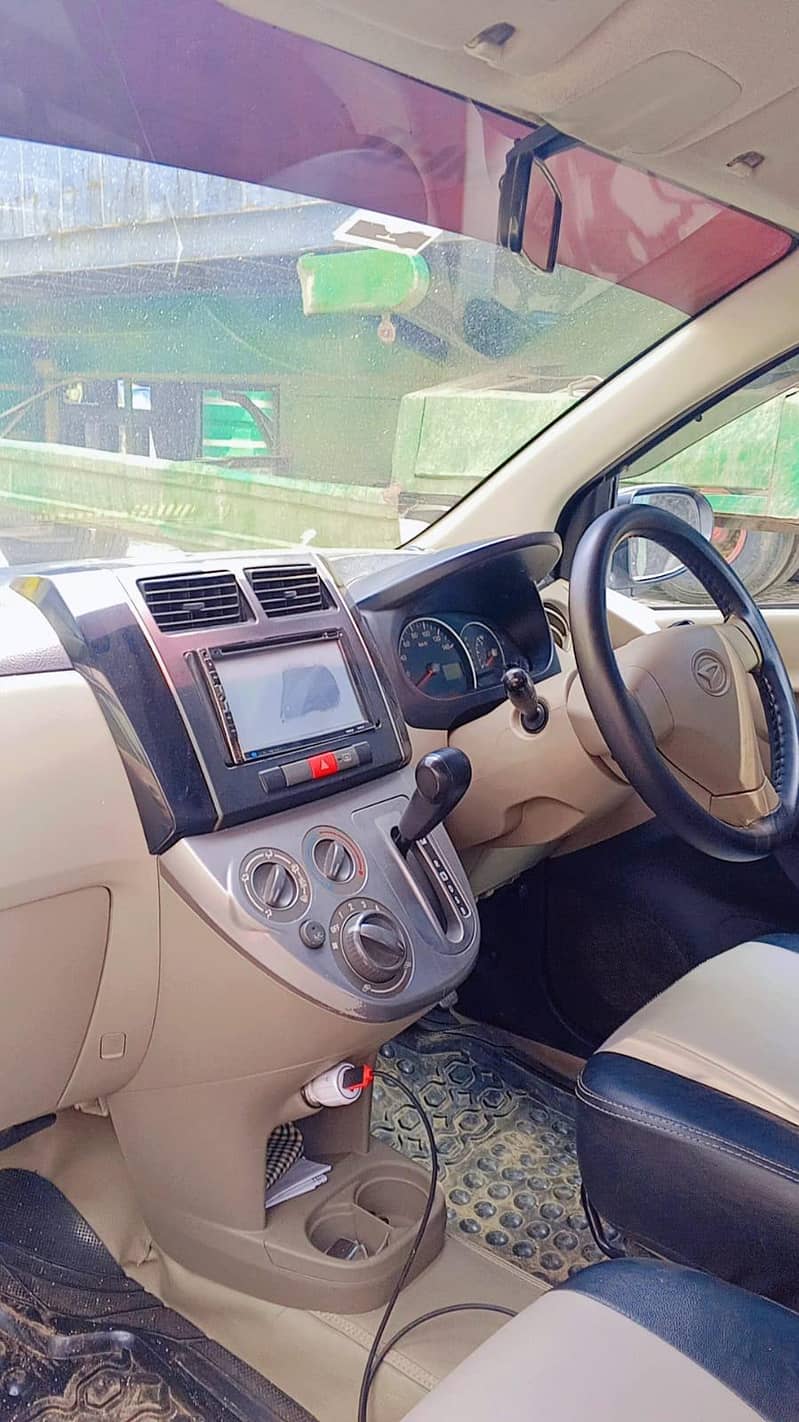Daihatsu Mira 2011/15 12