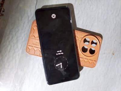 Tecno spark 30 pro All ok Hai  Condition 10.10 hai