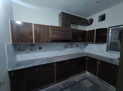 5 Marla 2nd Floor For Rent