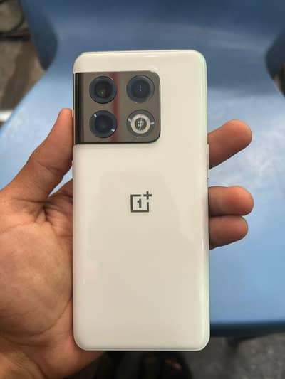 OnePlus 10 pro Panda Edition