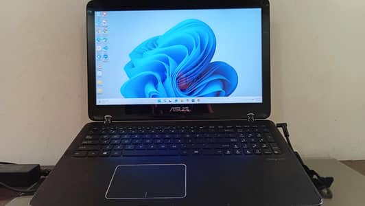 ASUS Q524UQ Touch Laptop – 24GB RAM | i7 | Good for Development & Off