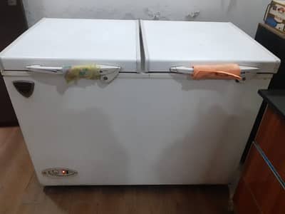 2 door spacious refiginator sale  condition 9/10