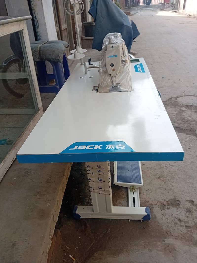 Jack sweing machine 3