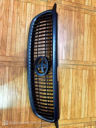 Corolla 2005-2008 model Orignal Paint Grill