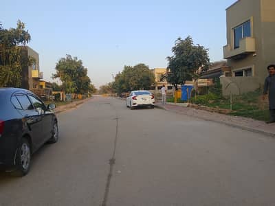 Neat & Clean 1 Kanal Upper Portion for Rent bahria town rwp/isb